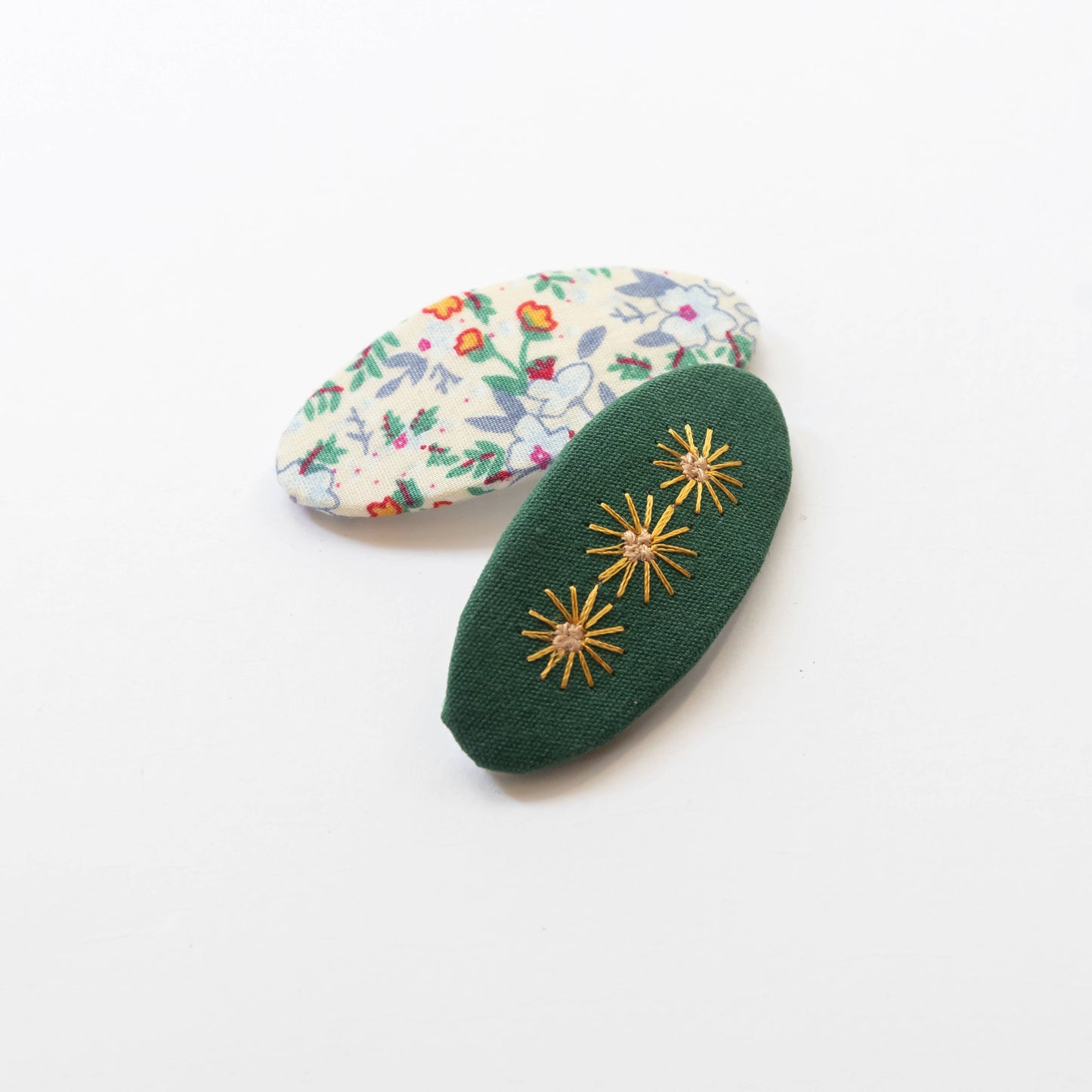 Oval Embroidered Floral Snap Hair Clips, Green